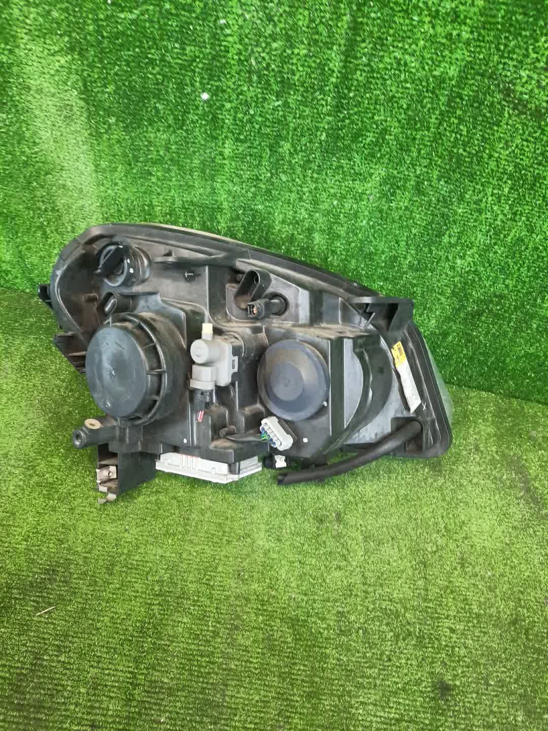 Фара левая передняя NISSAN DUALIS J10, KNJ10, KJ10, NJ10 3 ракурс