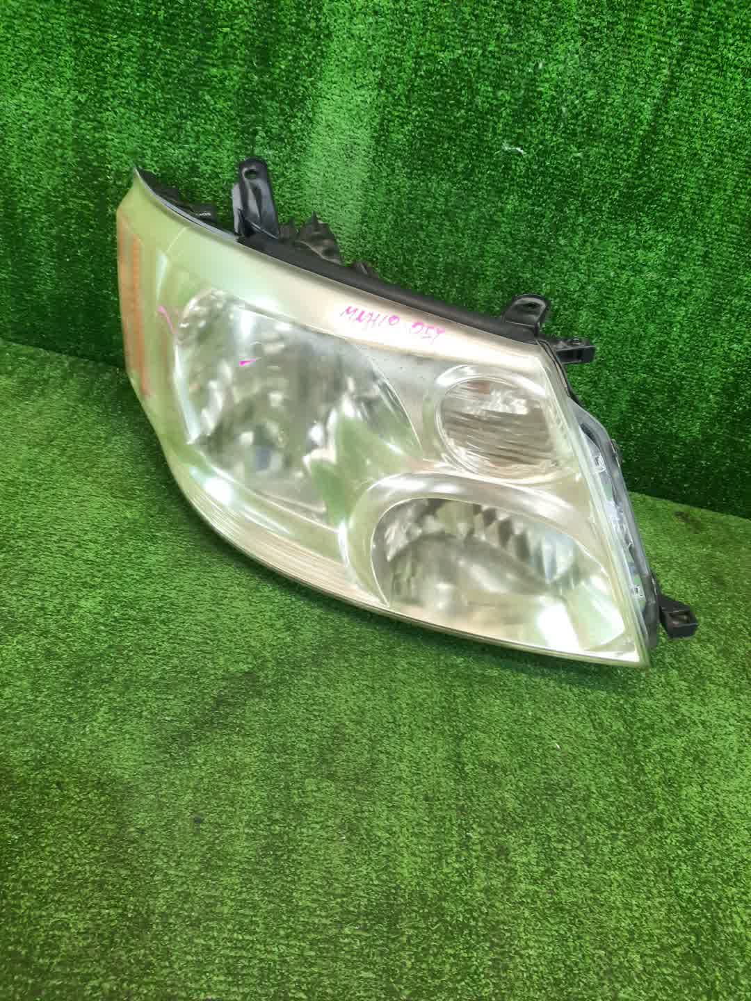 Фара правая передняя TOYOTA ALPHARD MNH15W, MNH10W, ANH15W, ANH10W 1 ракурс