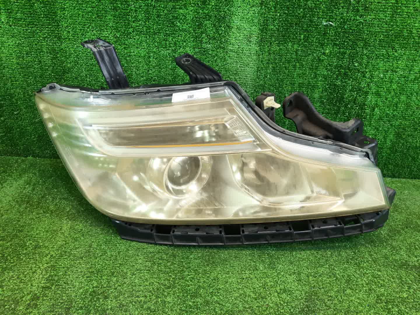 Фара правая передняя HONDA STEPWGN RK5 1 ракурс Фара правая передняя HONDA STEPWGN RK5 1 ракурс