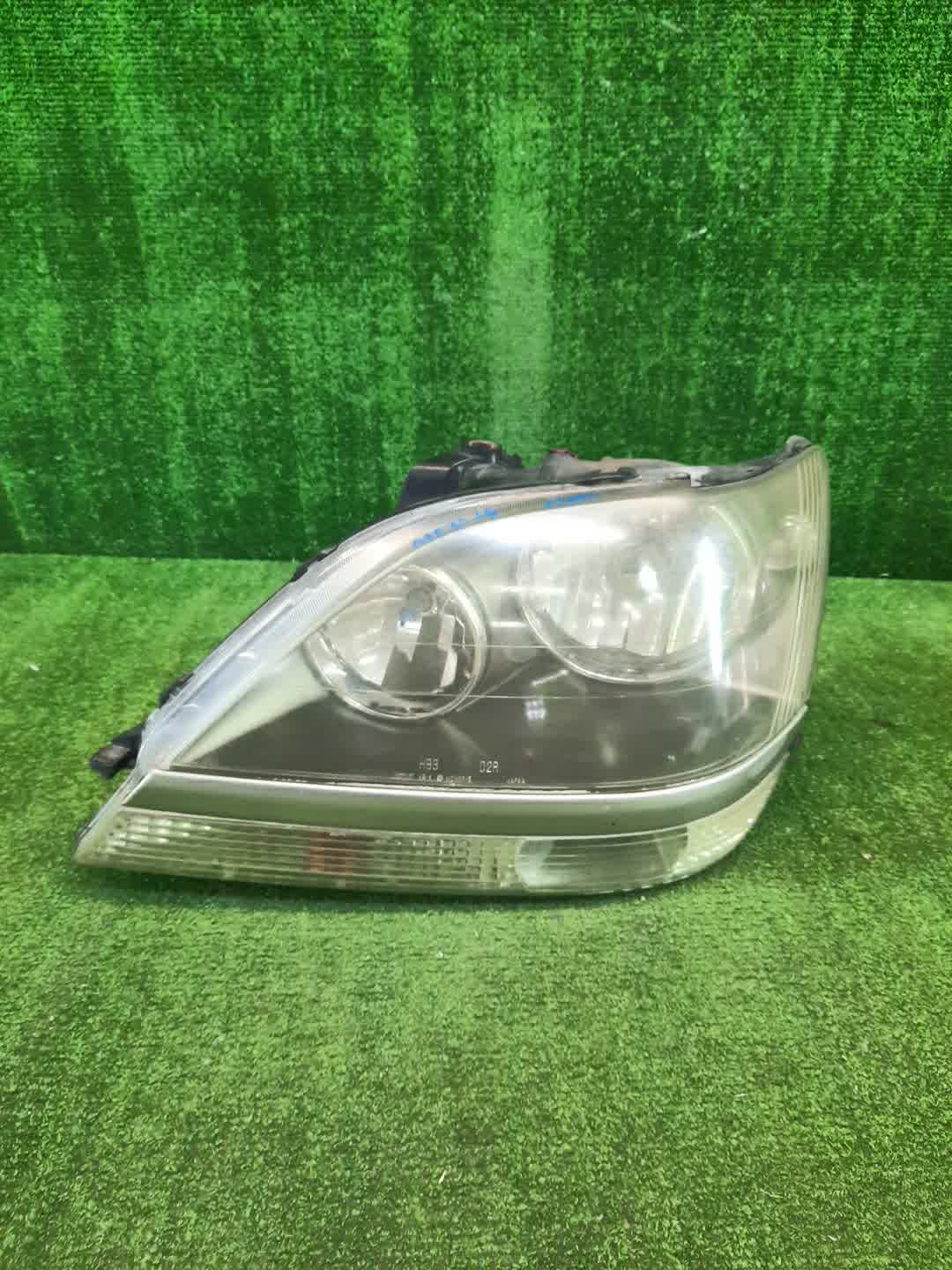 Фара левая передняя TOYOTA HARRIER MCU15W, MCU10W, SXU15W, SXU10W, ACU10W, ACU15W 1 ракурс