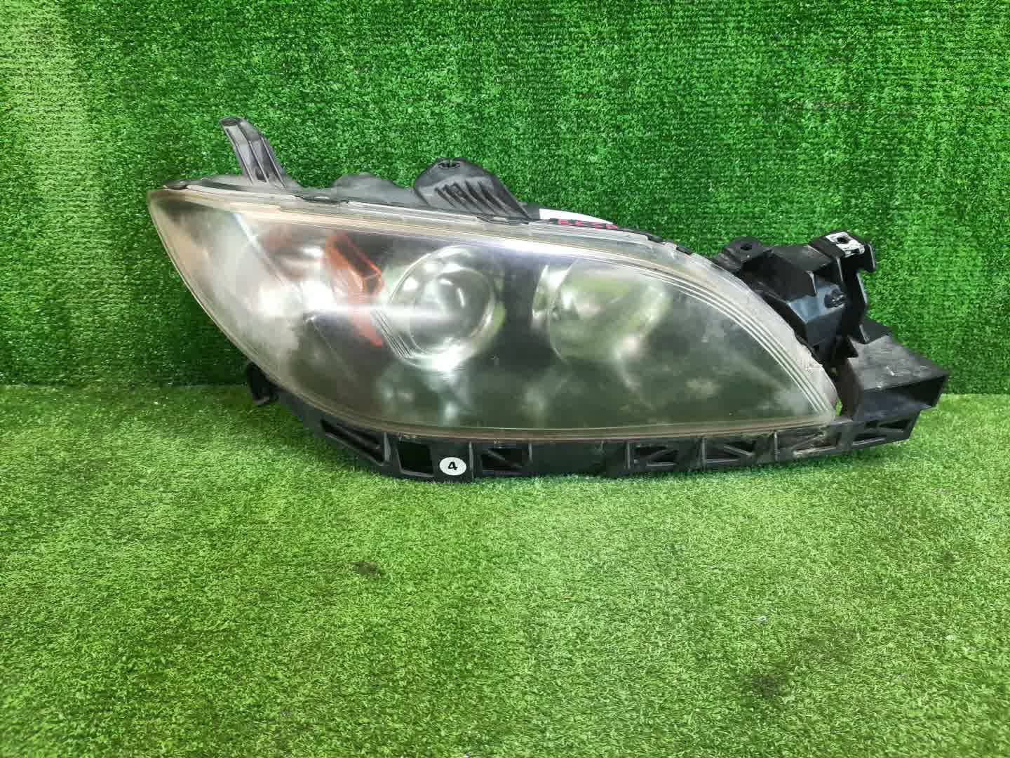 Фара правая передняя MAZDA AXELA, MAZDA 3, 3 BK5P, BK3P, BKEP, BK 1 ракурс
