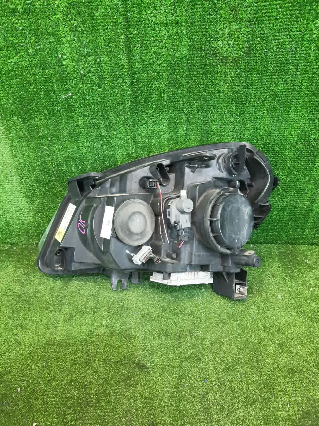 Фара правая передняя NISSAN DUALIS J10, KNJ10, KJ10, NJ10 2 ракурс Фара правая передняя NISSAN DUALIS J10, KNJ10, KJ10, NJ10 2 ракурс