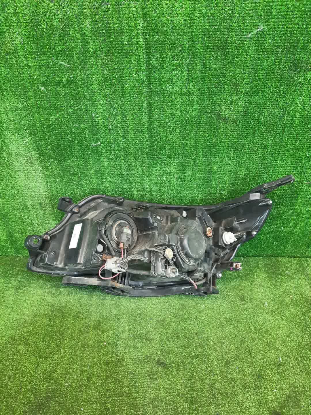 Фара правая передняя SUBARU FORESTER SHJ, SH5, SH9 3 ракурс
