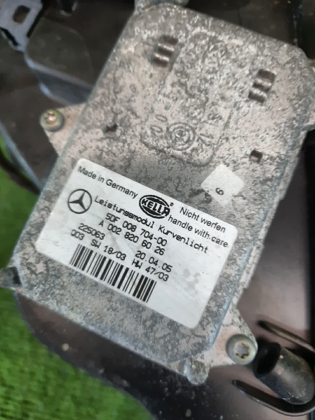 Фара правая передняя MERCEDES-BENZ M-Class W164 4 ракурс