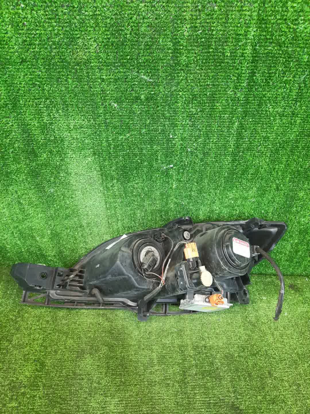 Фара правая передняя MAZDA AXELA, MAZDA 3, 3 BK5P, BK3P, BKEP, BK 3 ракурс