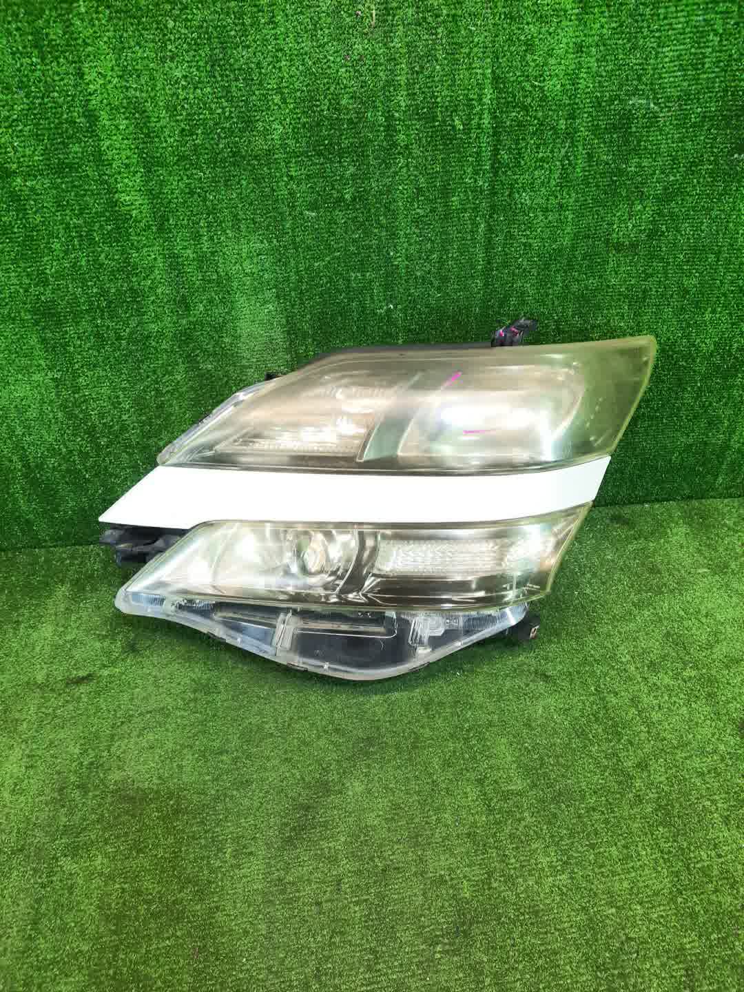 Фара левая передняя TOYOTA VELLFIRE ANH25W, GGH25W, GGH20W, ANH20W 1 ракурс Фара левая передняя TOYOTA VELLFIRE ANH25W, GGH25W, GGH20W, ANH20W 1 ракурс