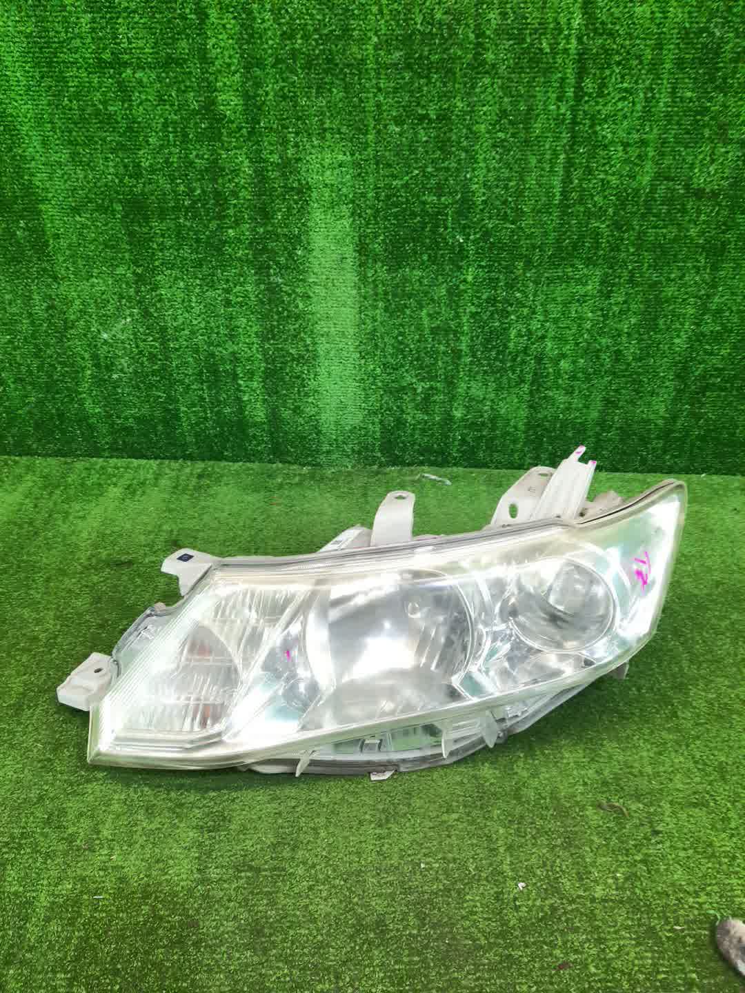 Фара левая передняя TOYOTA ALLION ZRT265, ZRT260, NZT260, ZRT261 1 ракурс