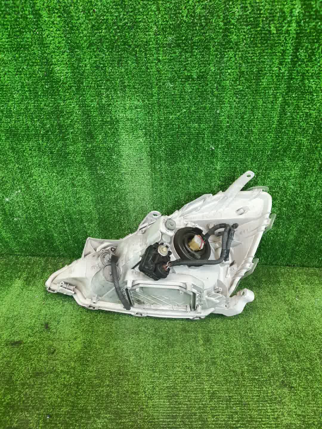 Фара правая передняя TOYOTA ALLION ZZT240, NZT240, AZT240, ZZT245 2 ракурс
