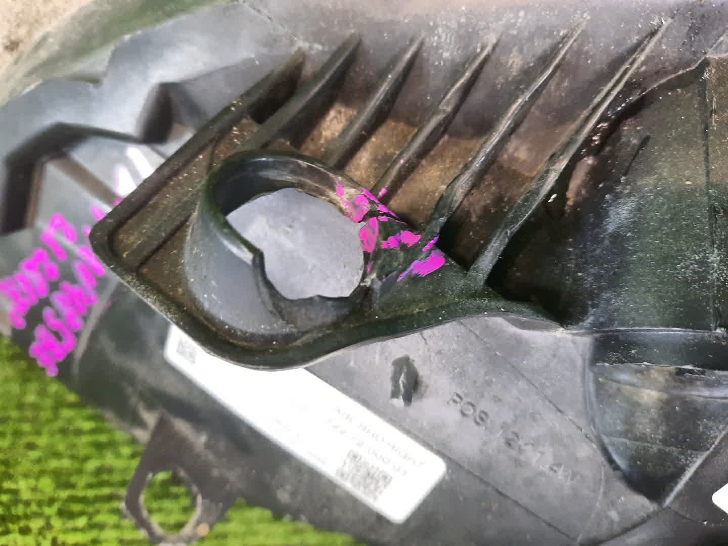 Фара правая передняя VOLVO V40 MZ63, MV, MV48 4 ракурс