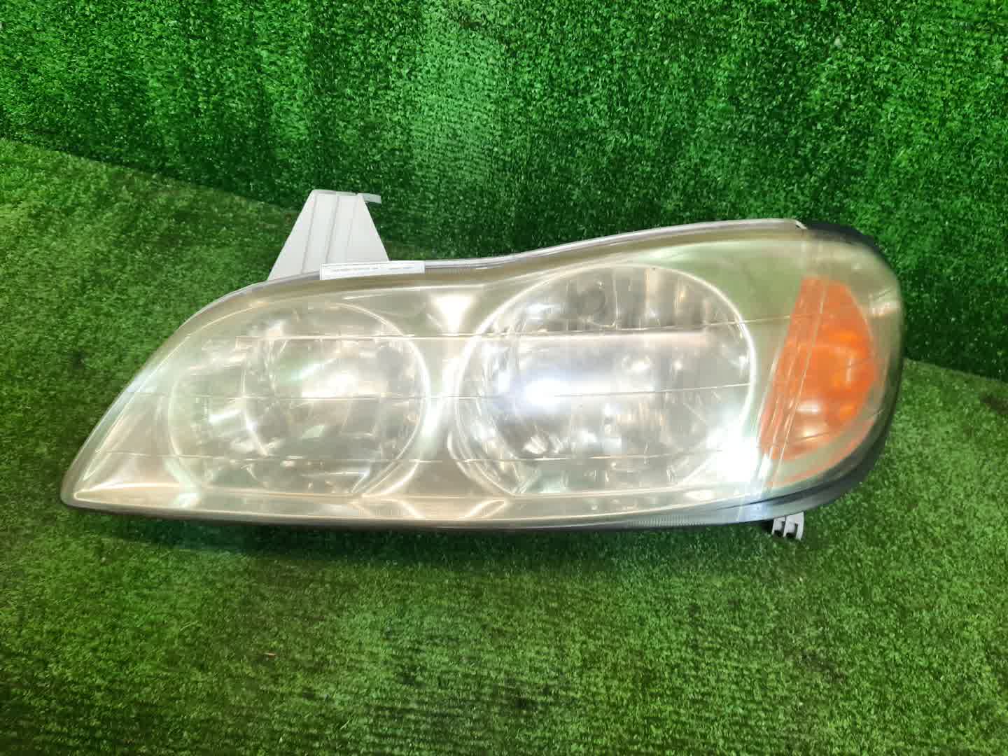 Фара левая передняя NISSAN CEFIRO A33 1 ракурс Фара левая передняя NISSAN CEFIRO A33 1 ракурс