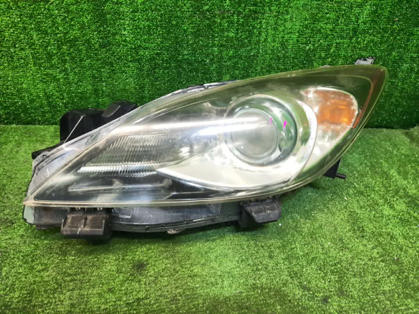 Фара левая передняя MAZDA AXELA, MAZDA 3, 3 BL6FJ, BLEFW, BL5FP, BLEAP, BLEFP, BLFFP, BL3FW, BL5FW, BLEAW, BLFFW, BL 1 ракурс