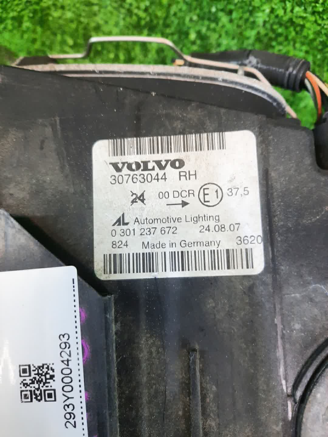 Фара правая передняя VOLVO S40, V50 MS20, MS21, MS76, MS77, MS84, MS50, MS58, MH67, MS68, MH68, MS, MS75, MS43, MS38, MS66, MW20, MW67, MW75, MW76, MW77, MW84, MJ68, MJ67, MW50, MW68, MW21, MW, MW38, MW43, MW66 2 ракурс