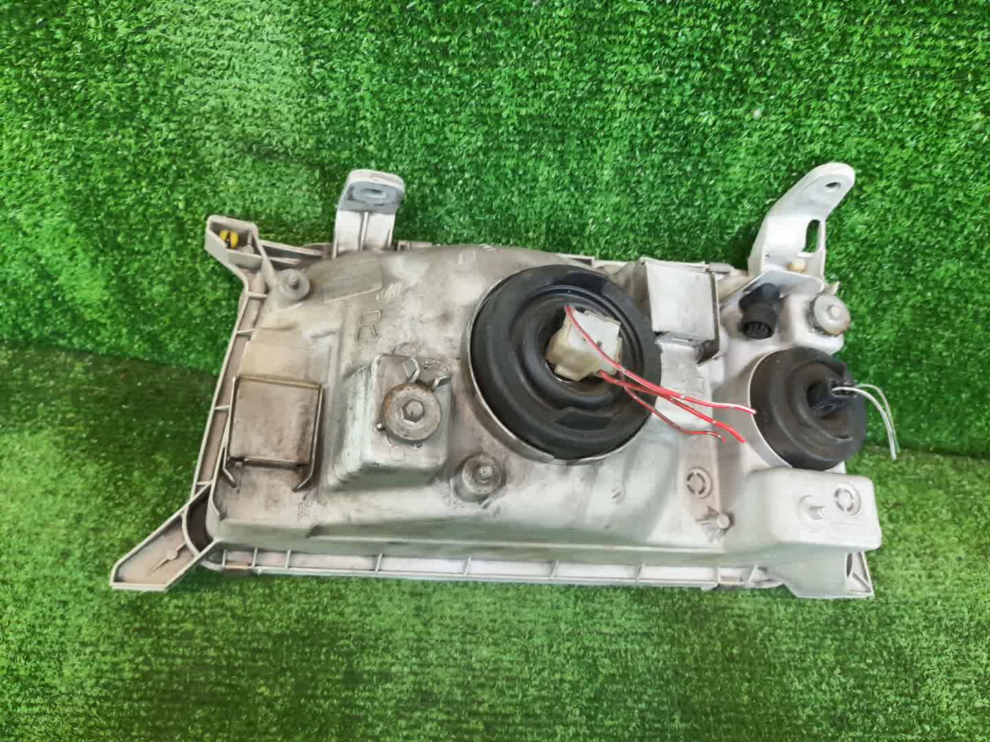 Фара правая передняя TOYOTA CROWN JZS151, JZS155, GS151, LS151, JZS157, JZS153 3 ракурс