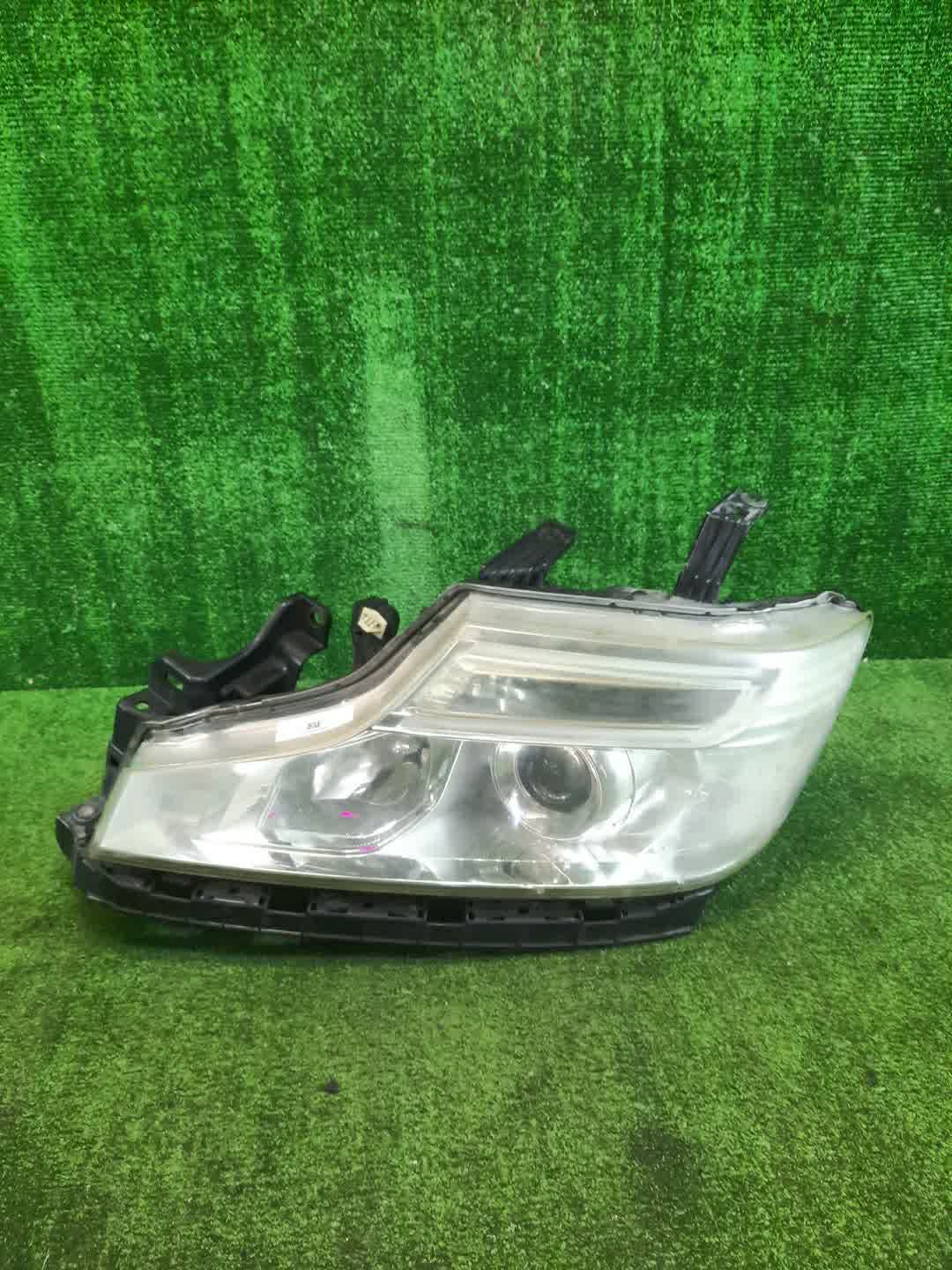 Фара левая передняя HONDA STEPWGN RK5 1 ракурс Фара левая передняя HONDA STEPWGN RK5 1 ракурс