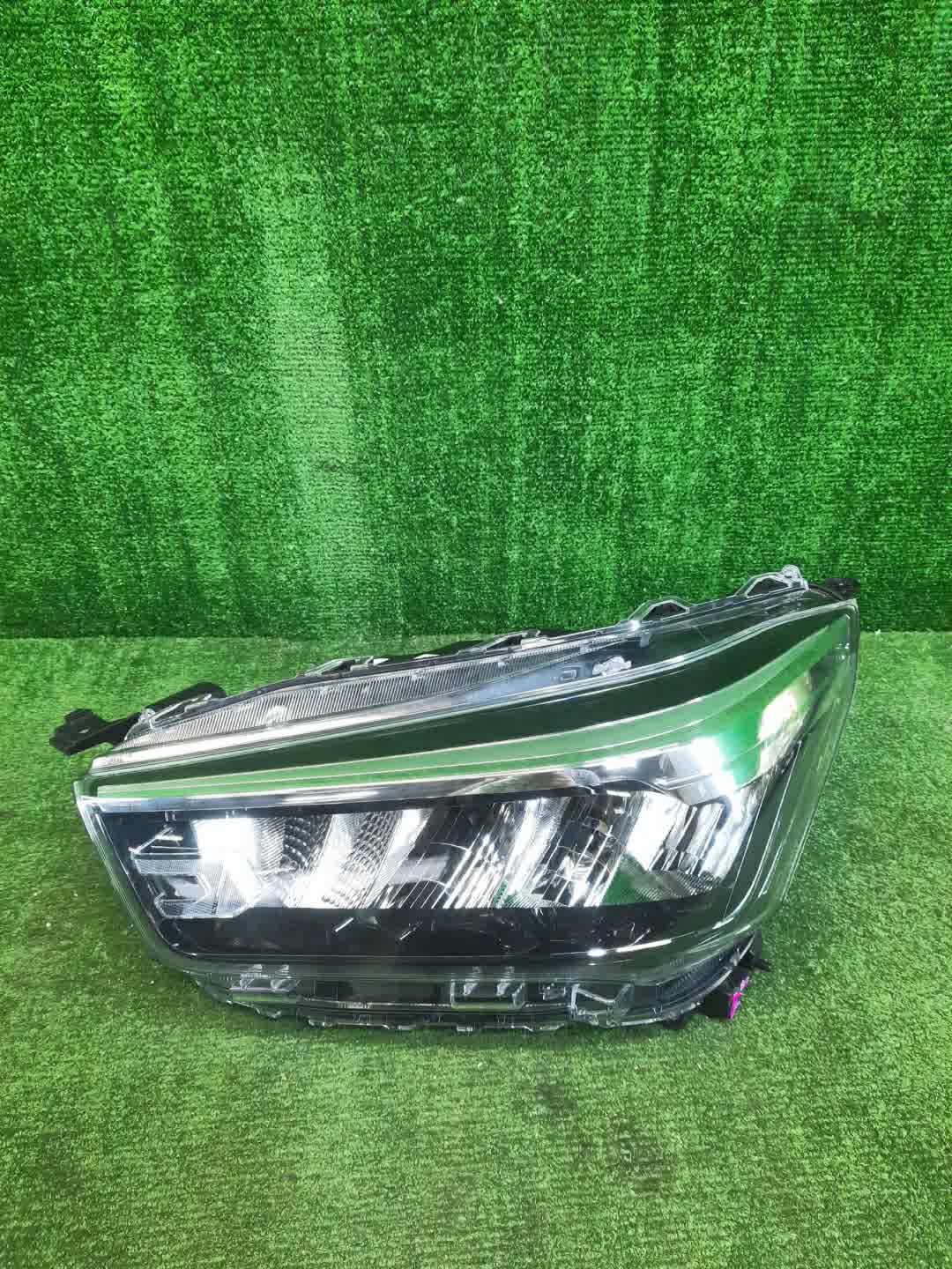 Фара левая передняя TOYOTA RAIZE, ROCKY A200A, A210A, A201A, A202A, A200S, A210S, A202S, A201S 1 ракурс