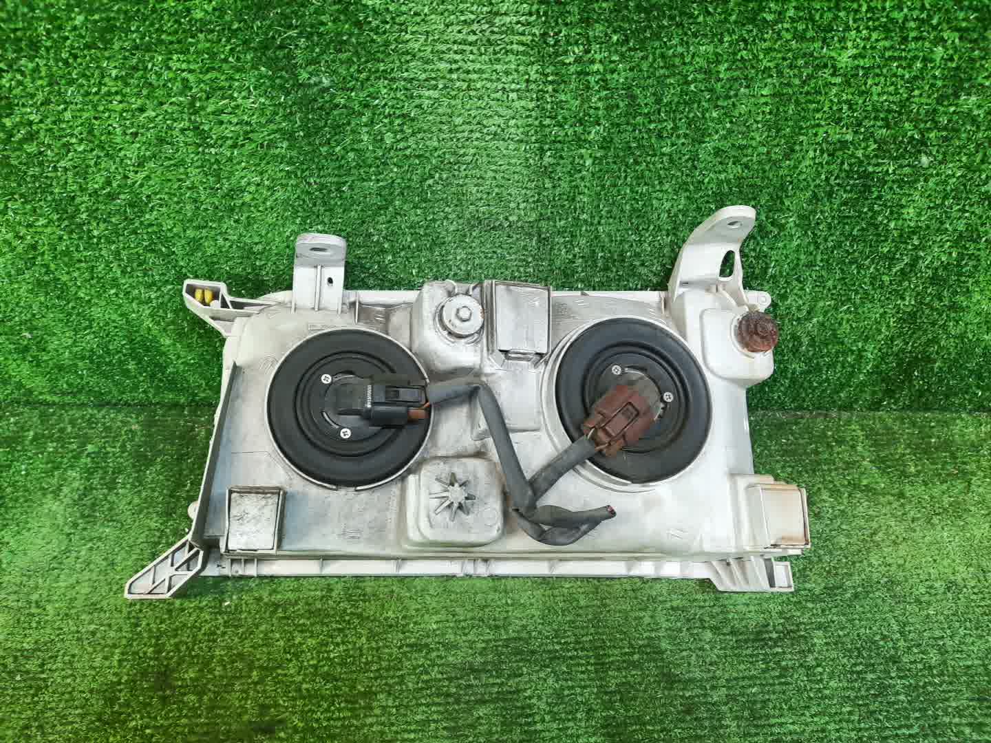 Фара правая передняя TOYOTA CROWN JZS151, JZS155, GS151, LS151, JZS157, JZS153 3 ракурс