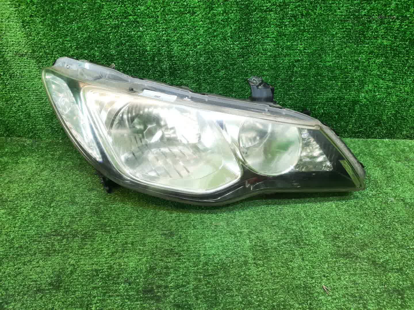 Фара правая передняя HONDA CIVIC FD2, FD1, FD3 1 ракурс