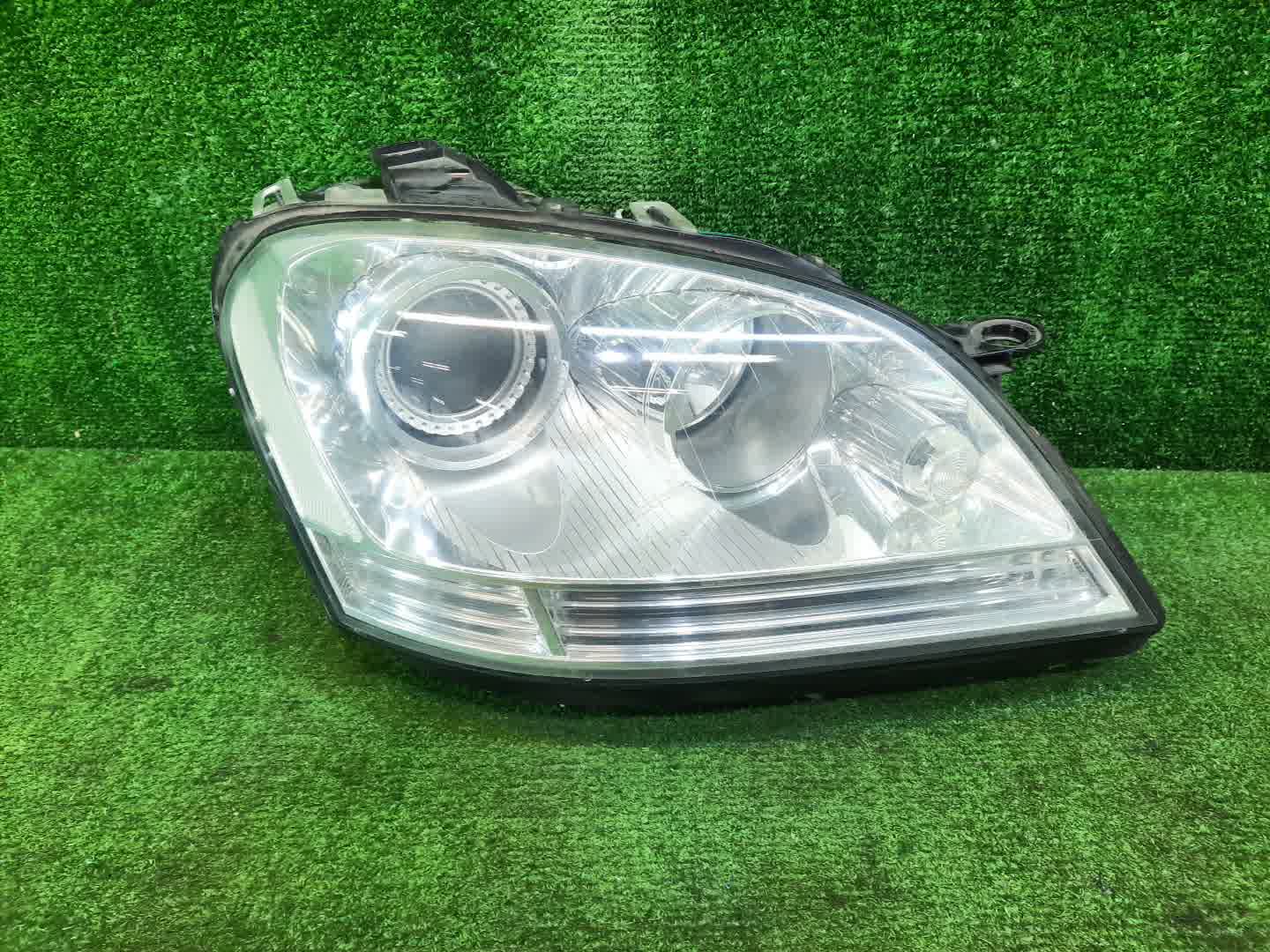 Фара правая передняя MERCEDES-BENZ M-Class W164 1 ракурс