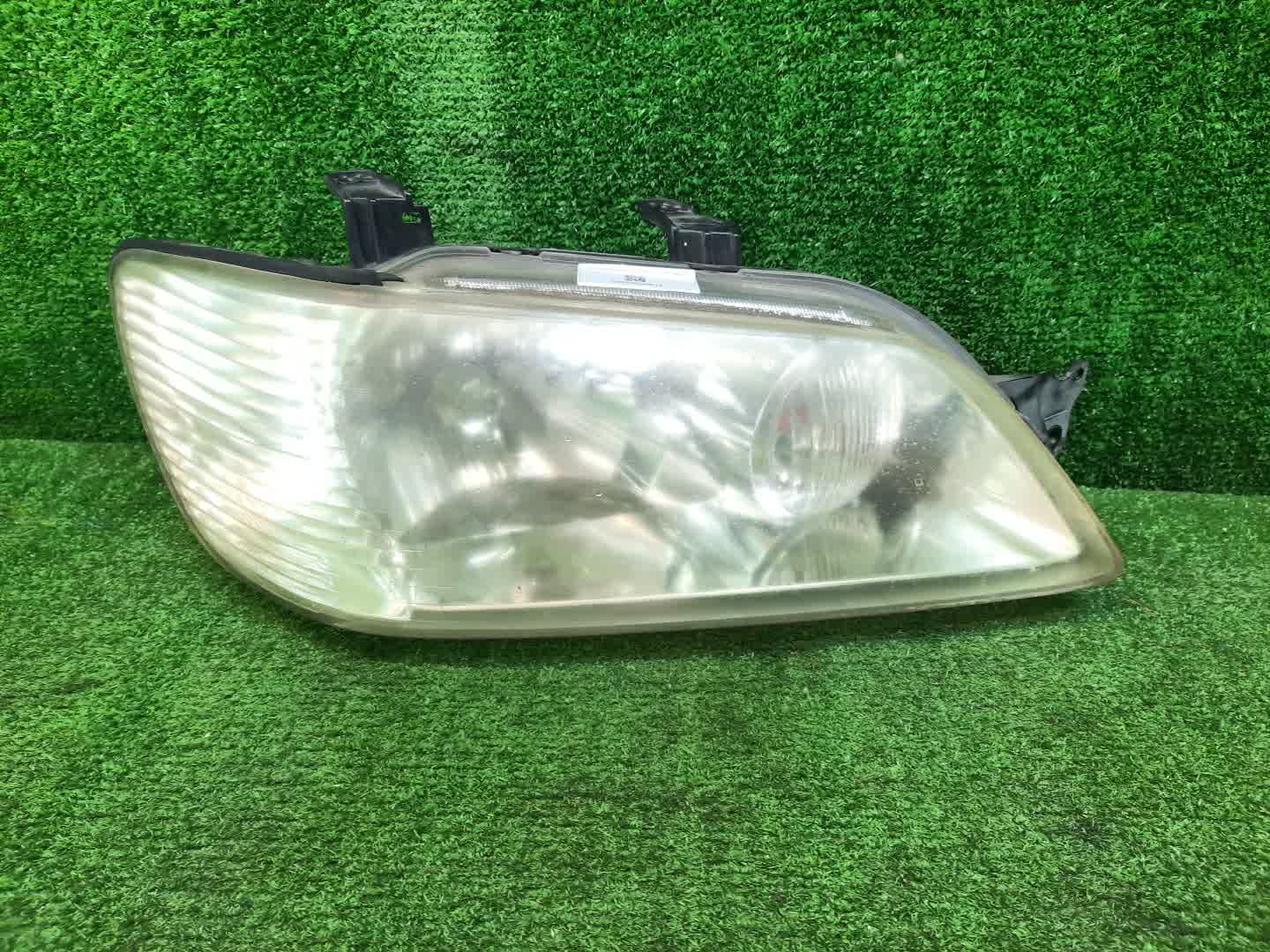 Фара правая передняя MITSUBISHI LANCER CEDIA, LANCER CS3W, CS9W, CS9A, CS1A, CS2A, CS2W, CS5W, CS5A, CS3A, CS6A, CS2V 1 ракурс