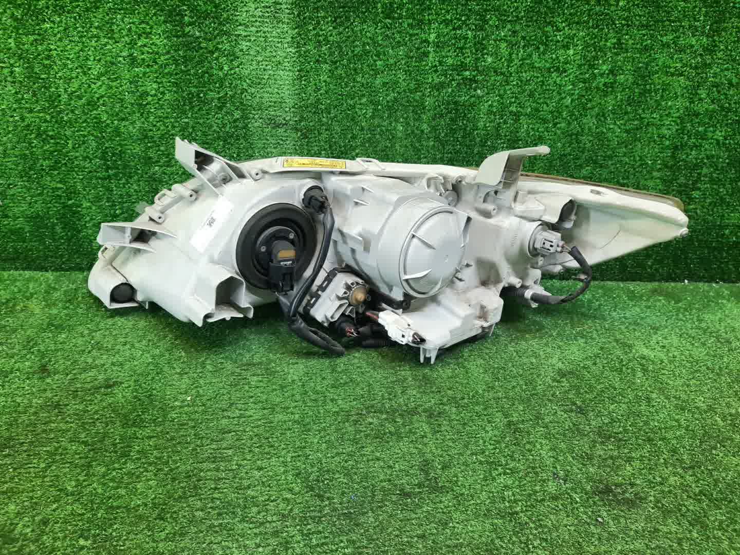 Фара правая передняя TOYOTA CAMRY, ALTIS AHV40, GSV40, ACV40, ACV45, ACV40N, ACV45N 4 ракурс