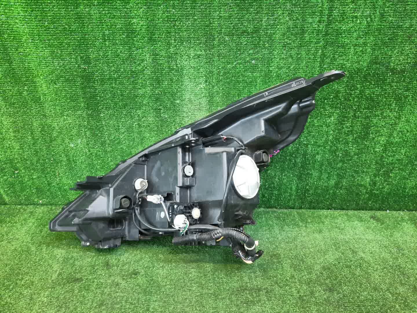 Фара правая передняя NISSAN TEANA TNJ32, PJ32, J32 2 ракурс Фара правая передняя NISSAN TEANA TNJ32, PJ32, J32 2 ракурс