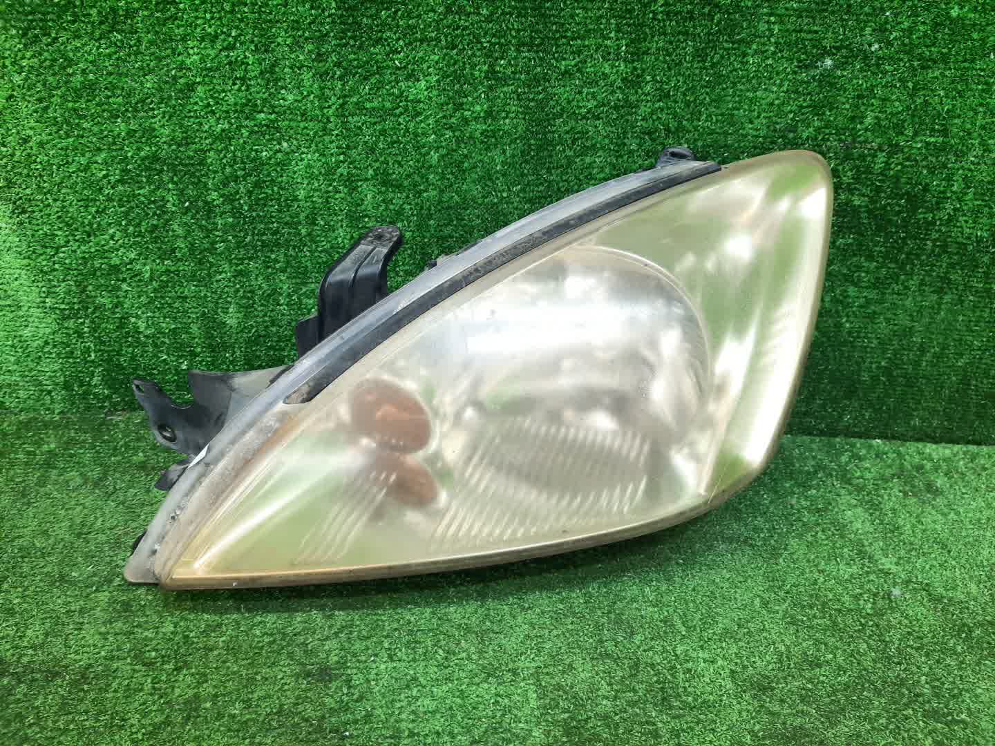 Фара левая передняя MITSUBISHI LANCER CEDIA, LANCER CS3W, CS9W, CS9A, CS1A, CS2A, CS2W, CS5W, CS5A, CS3A, CS6A, CS2V 1 ракурс