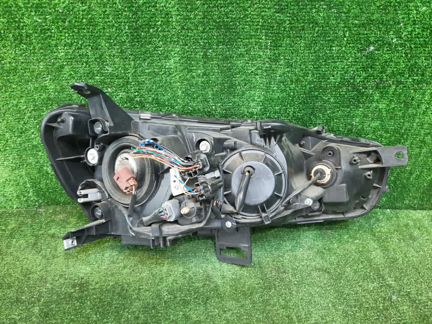 Фара левая передняя MITSUBISHI LANCER, GALANT FORTIS CY4A, CY2A, CY3A, CY6A, CX6A, CX4A, CX3A 3 ракурс