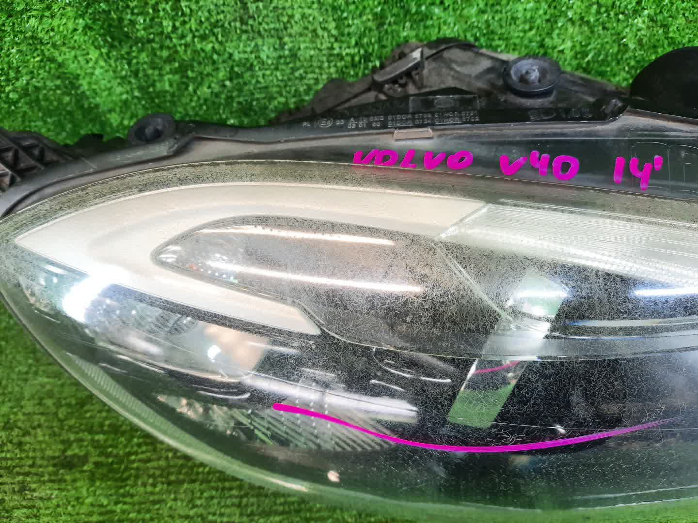 Фара правая передняя VOLVO V40 MZ63, MV, MV48 2 ракурс Фара правая передняя VOLVO V40 MZ63, MV, MV48 2 ракурс