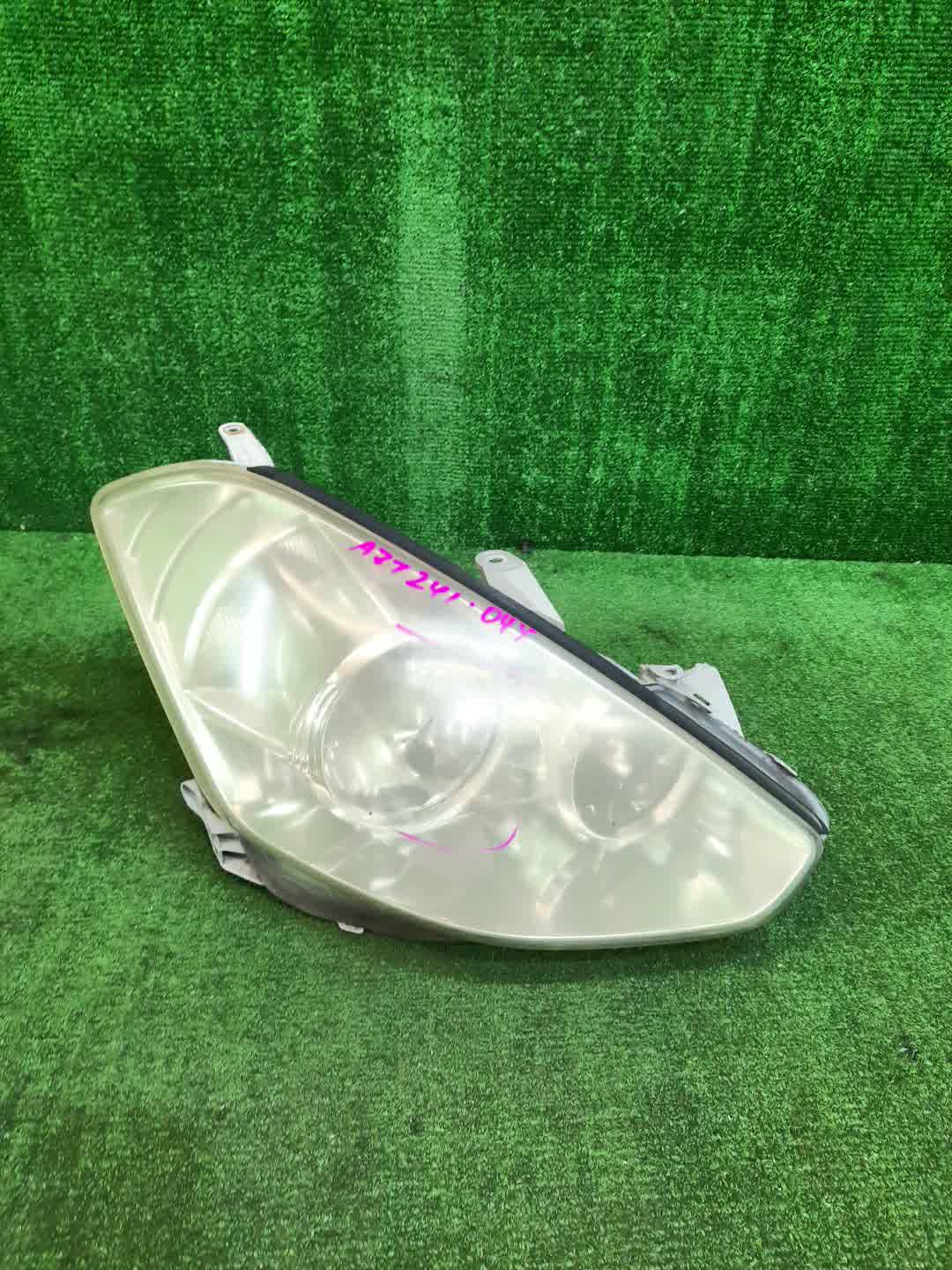 Фара правая передняя TOYOTA CALDINA ST246W, AZT241W, AZT246W, ZZT241W 1 ракурс