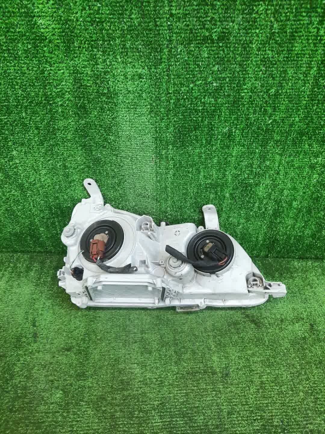 Фара левая передняя TOYOTA GAIA SXM10G, SXM15G, CXM10G, ACM10G, ACM15G 2 ракурс