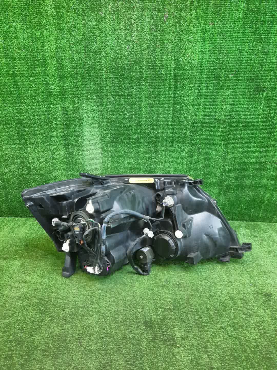 Фара левая передняя TOYOTA ALPHARD MNH15W, MNH10W, ANH15W, ANH10W 2 ракурс