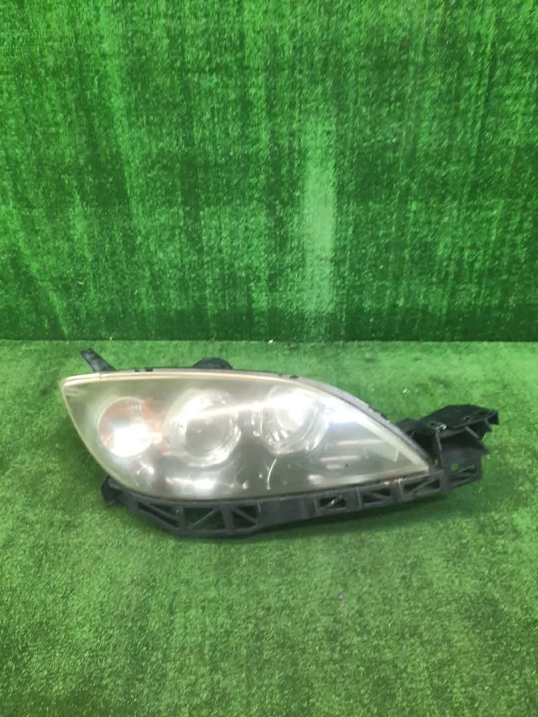 Фара правая передняя MAZDA AXELA, MAZDA 3, 3 BK5P, BK3P, BKEP, BK 1 ракурс