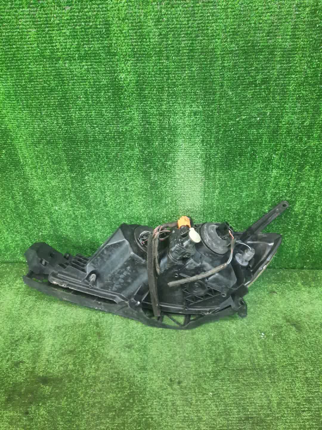 Фара правая передняя MAZDA AXELA, MAZDA 3, 3 BK5P, BK3P, BKEP, BK 2 ракурс