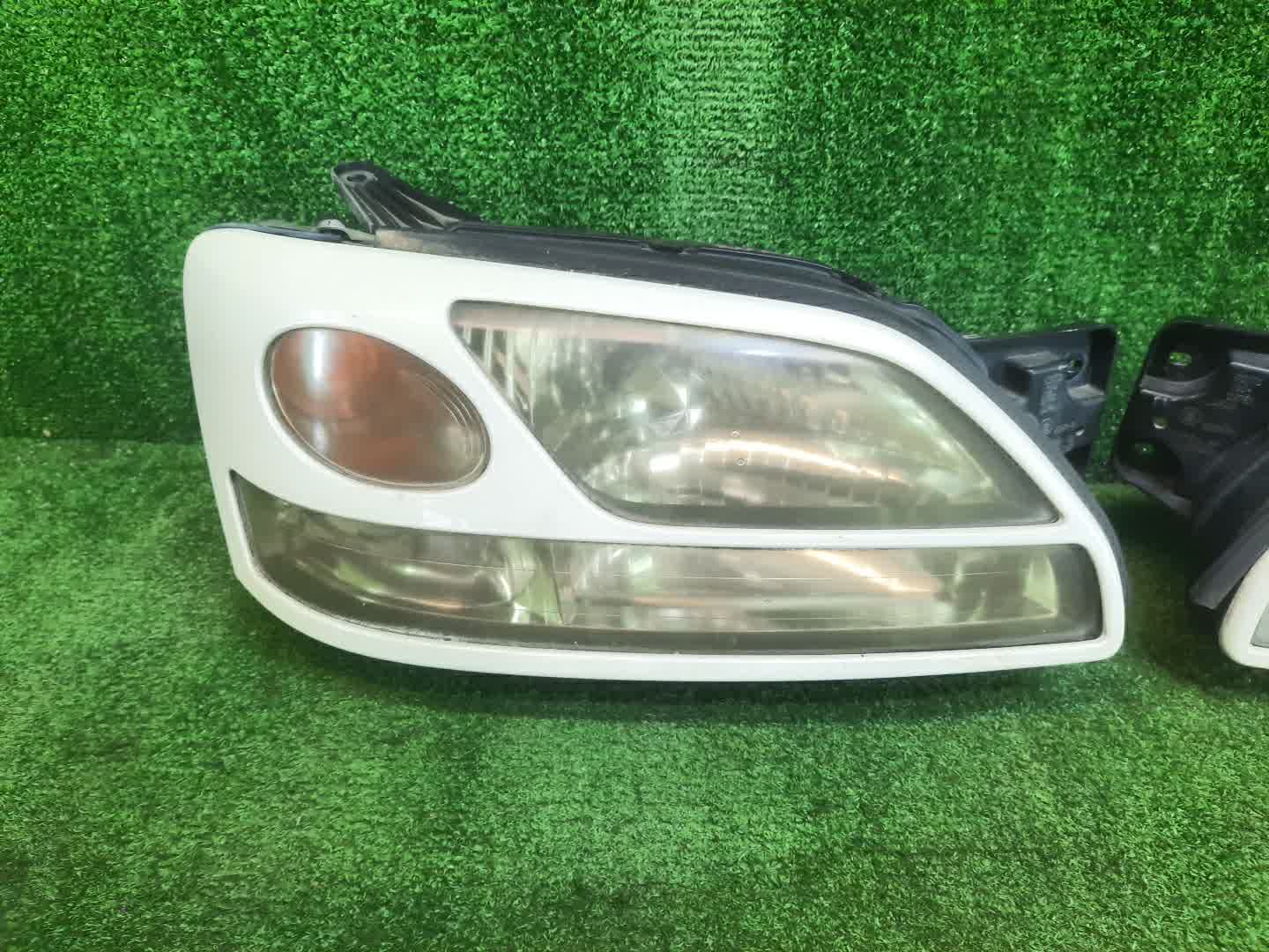Фара левая передняя SUBARU LEGACY BH9, BE5, BH5, BHE, BHC, BE9 2 ракурс