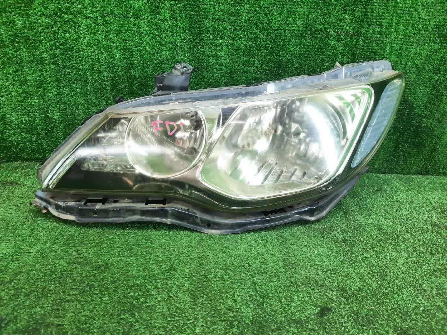 Фара левая передняя HONDA CIVIC FD2, FD1, FD3 1 ракурс