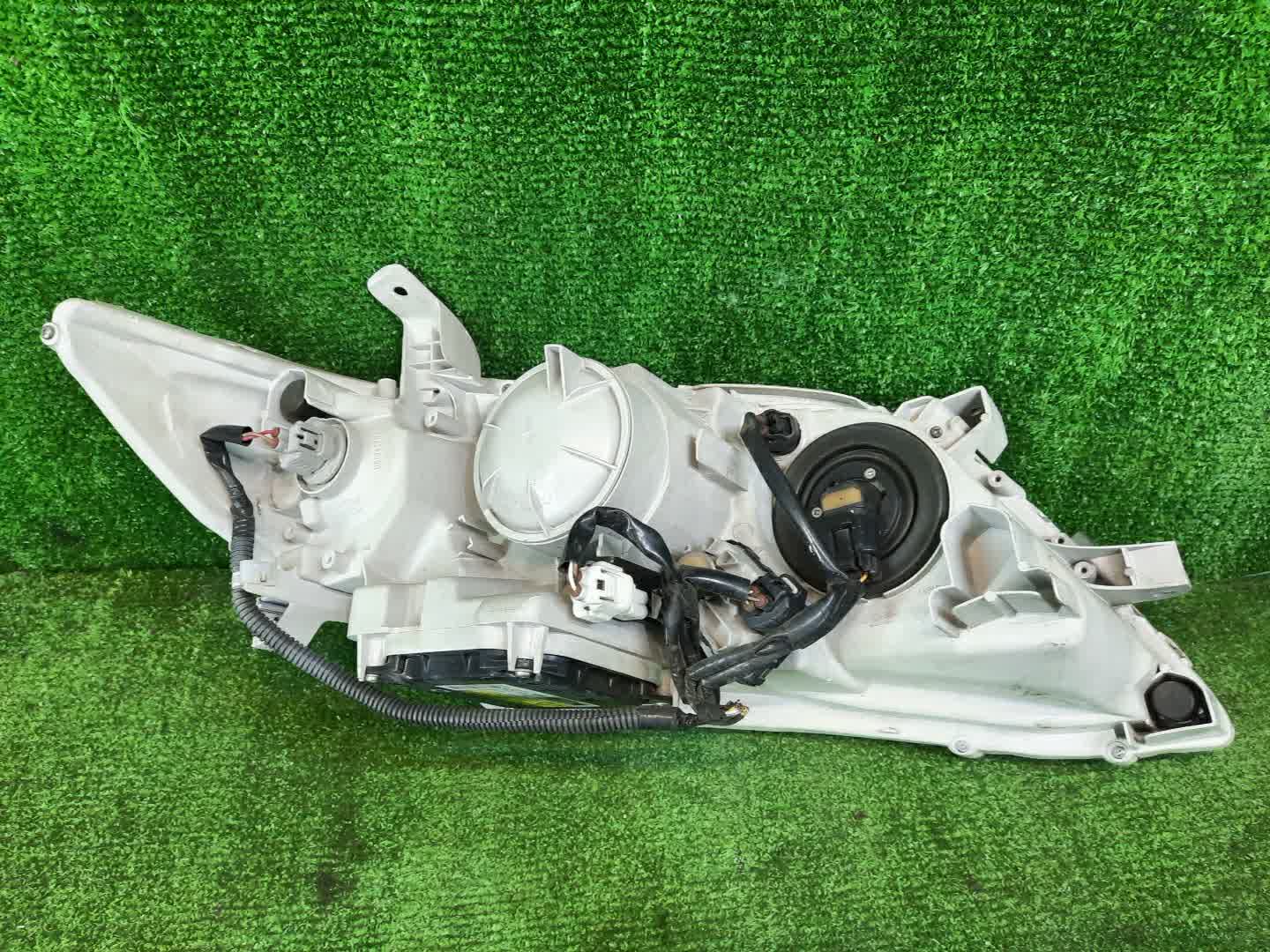 Фара левая передняя TOYOTA CAMRY, ALTIS AHV40, GSV40, ACV40, ACV45, ACV40N, ACV45N 3 ракурс