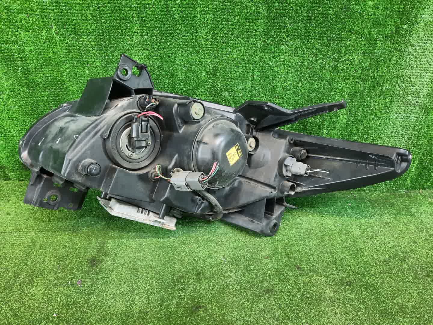 Фара правая передняя MAZDA MPV LW3W, LW5W, LWEW, LWFW 3 ракурс