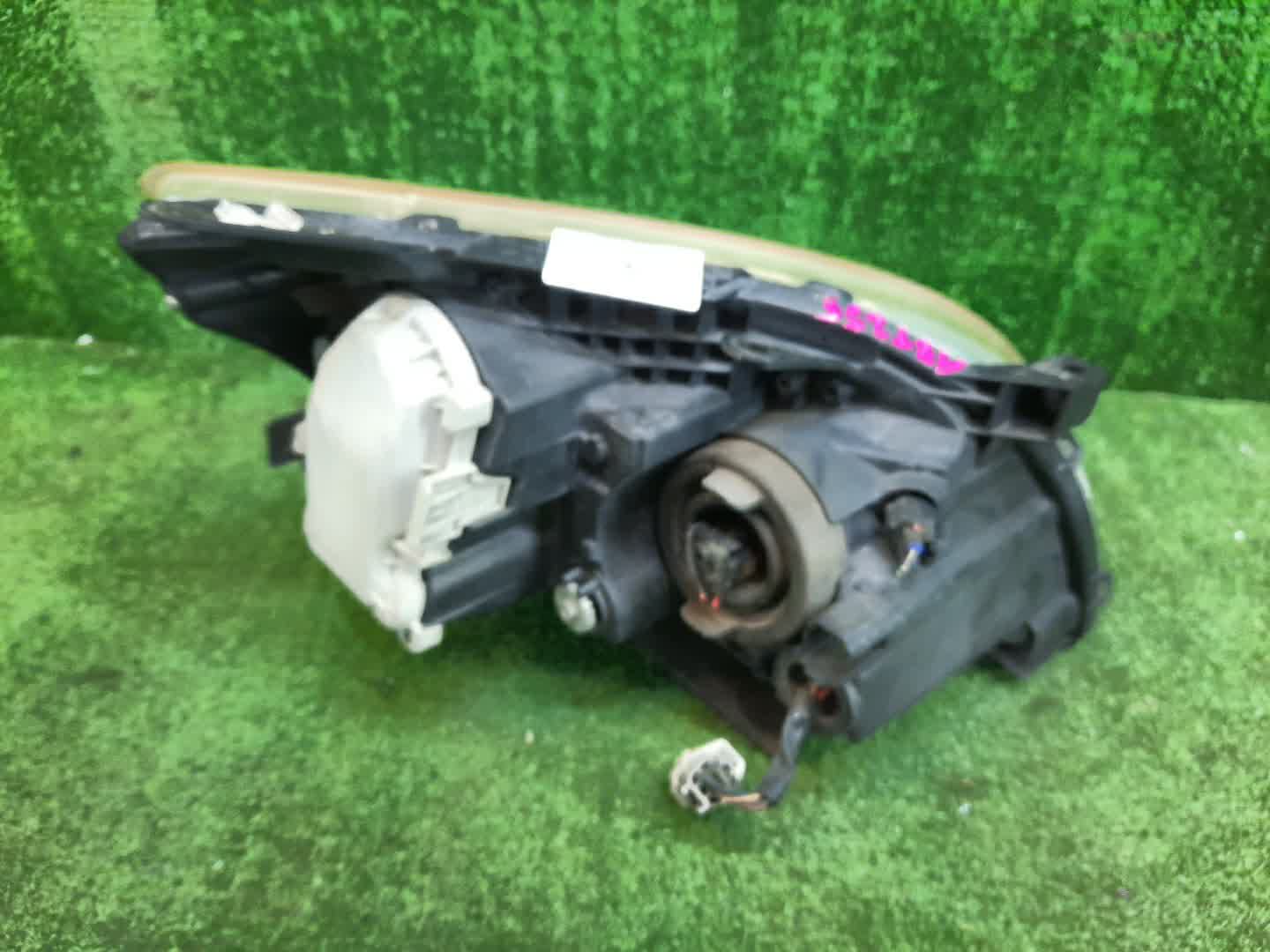 Фара левая передняя TOYOTA AVENSIS ZZT251, AZT250, AZT255, AZT251 2 ракурс