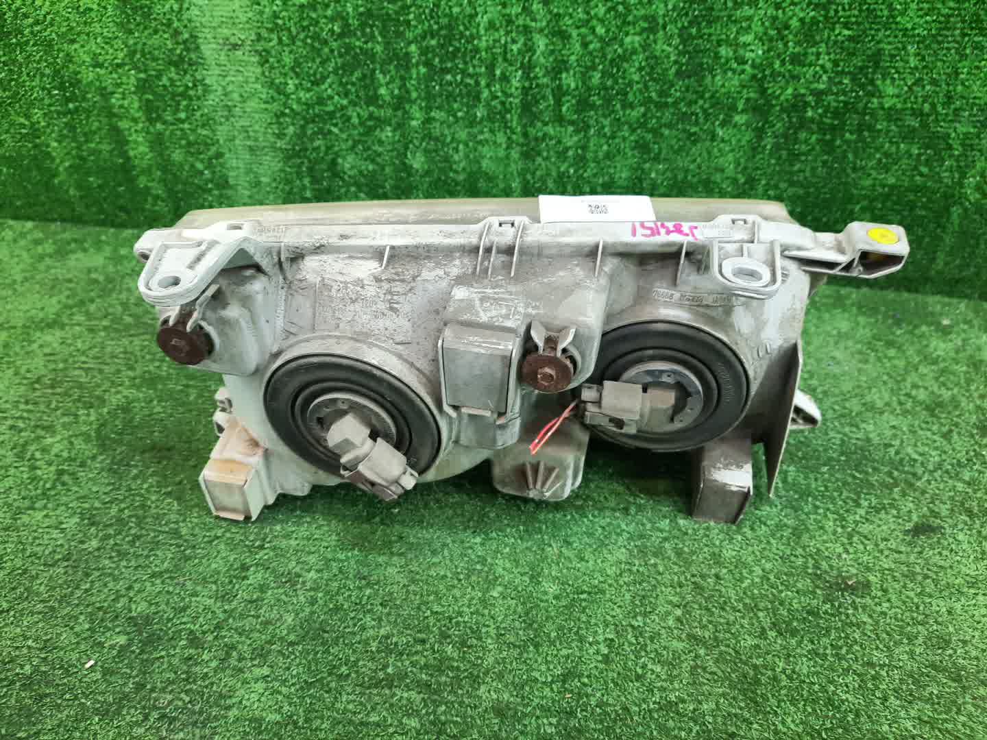 Фара левая передняя TOYOTA CROWN JZS151, JZS155, GS151, LS151, JZS157, JZS153 2 ракурс