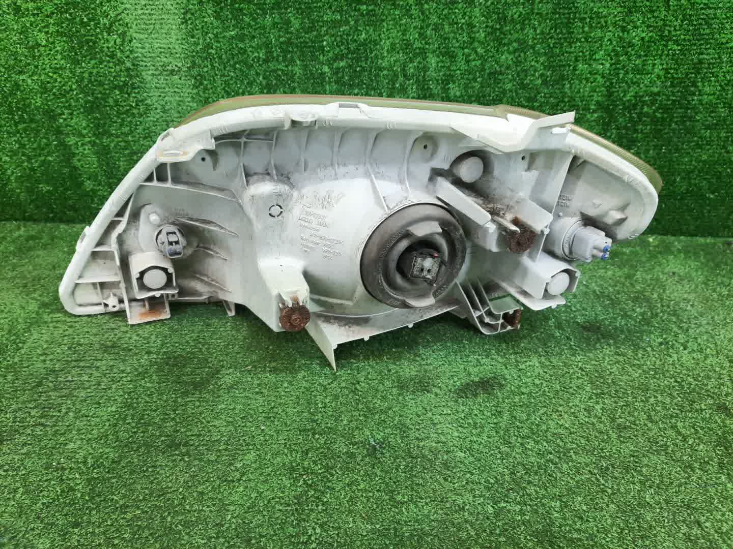Фара правая передняя TOYOTA COROLLA, COROLLA FIELDER ZZE124, NZE121, NZE120, ZZE122, NZE124, CE121, NZE121G, ZZE123G, ZZE124G, ZZE122G, NZE124G , 1NZ-FE, 1ZZ-FE 3 ракурс