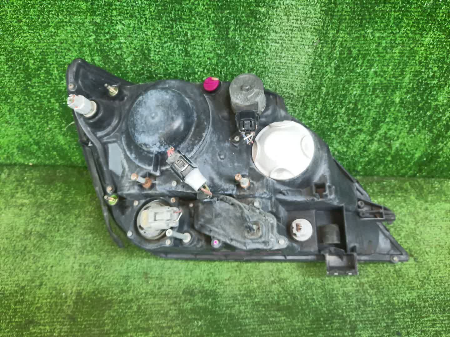 Фара левая передняя TOYOTA HARRIER MCU15W, MCU10W, SXU15W, SXU10W, ACU10W, ACU15W 2 ракурс