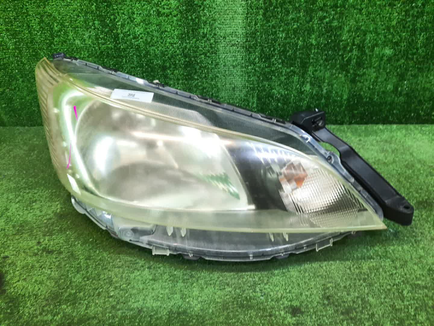 Фара правая передняя NISSAN DELICA D3, NV200 BM20, M20 1 ракурс