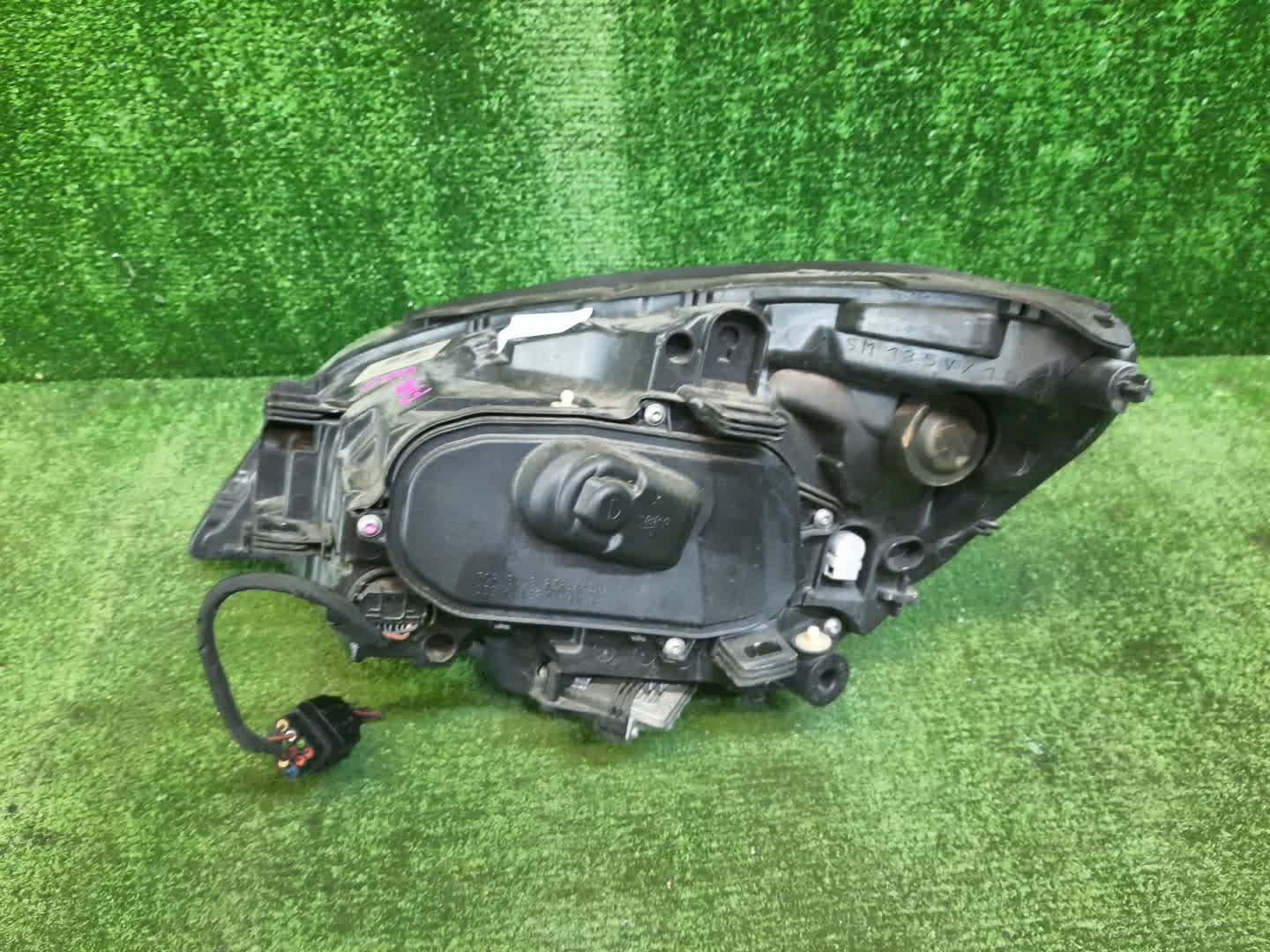 Фара правая передняя VOLVO V60, S60 FW45, FW47, FW, FW52, FW48, FW90, FS44, FS47, FS40, FS45, FS70, FS, Y20, FS48, FS84, FS90 3 ракурс