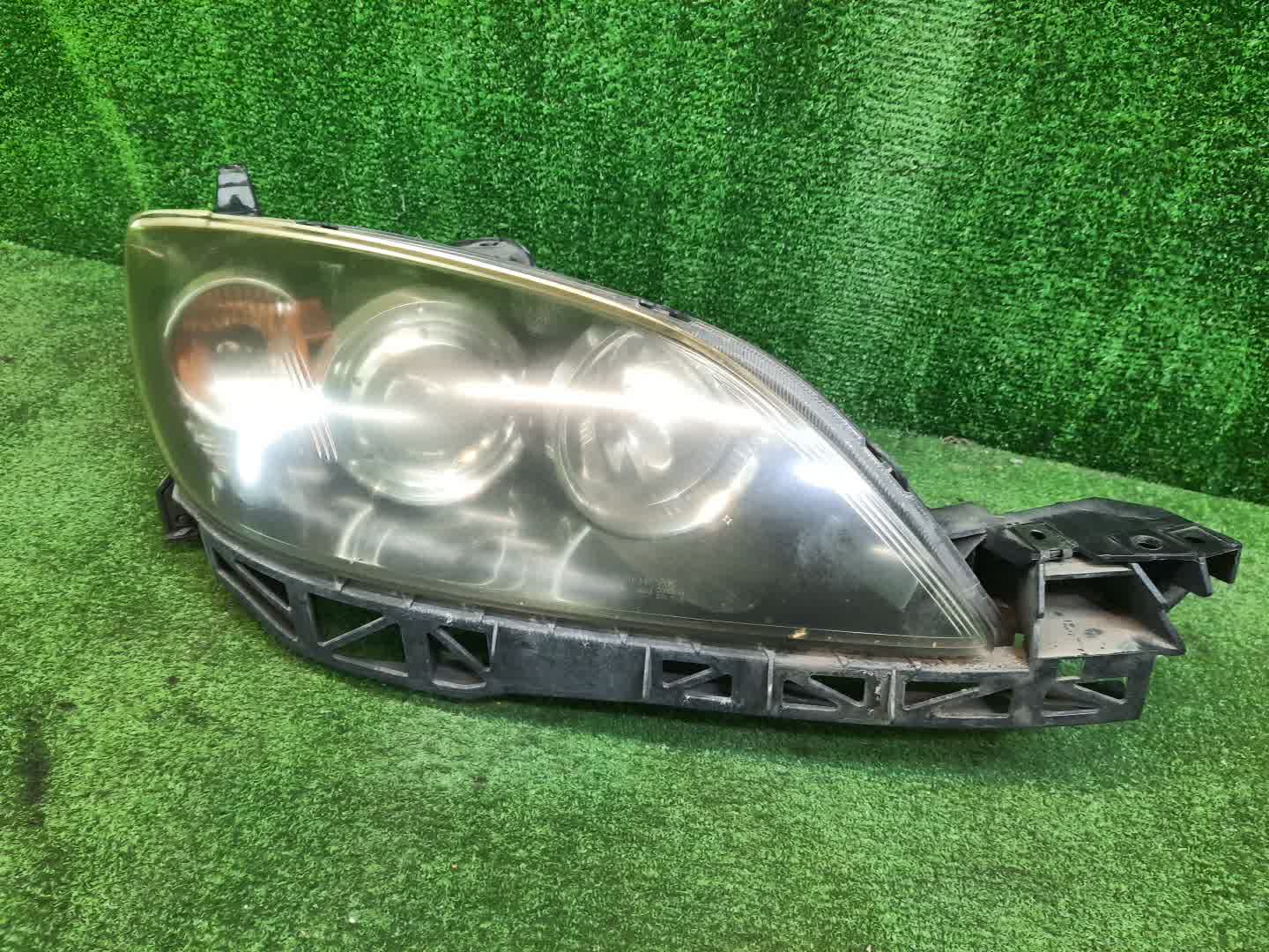 Фара правая передняя MAZDA AXELA, MAZDA 3, 3 BK5P, BK3P, BKEP, BK 1 ракурс