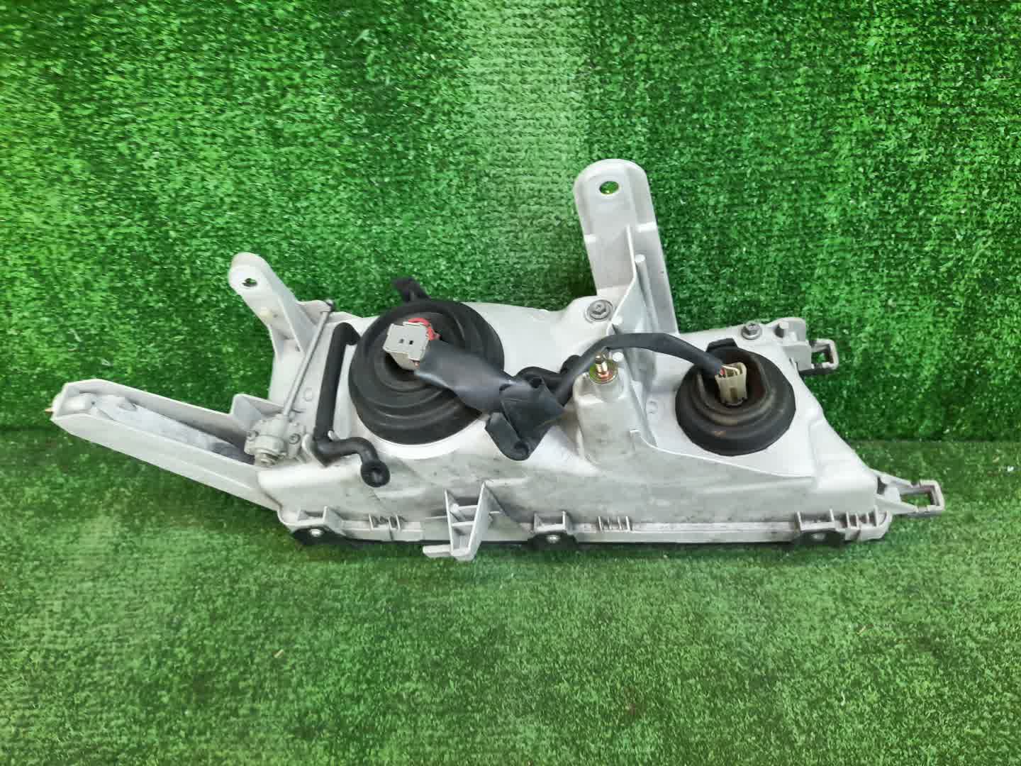 Фара левая передняя TOYOTA CORONA EXIV ST180 2 ракурс