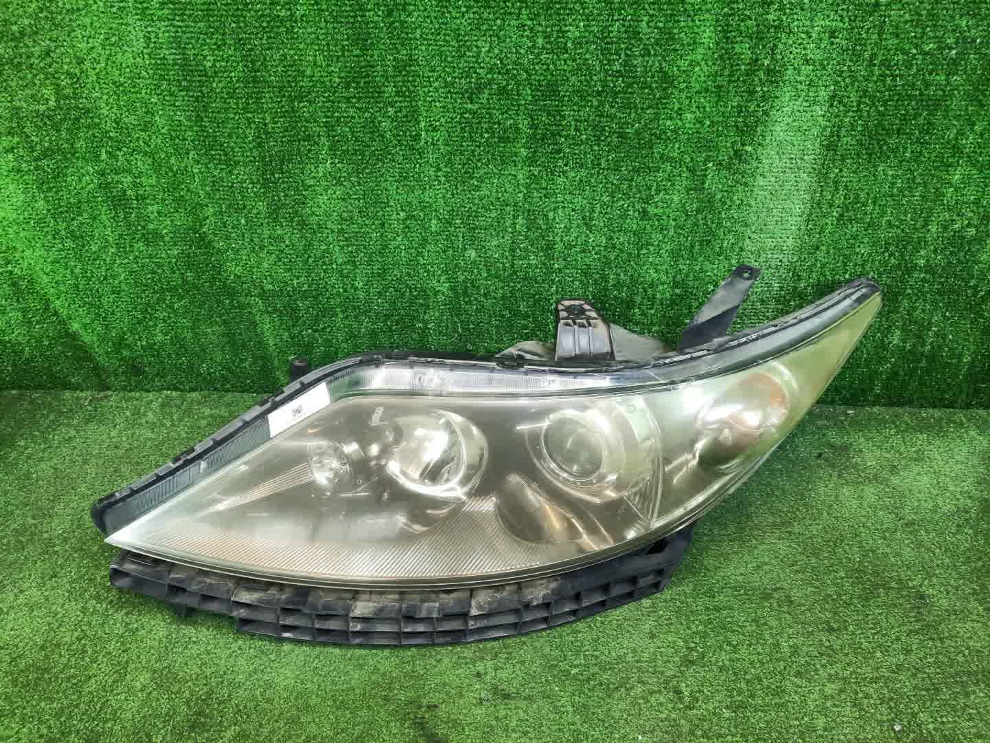Фара левая передняя HONDA ELYSION RR1, RR2, RR3 1 ракурс