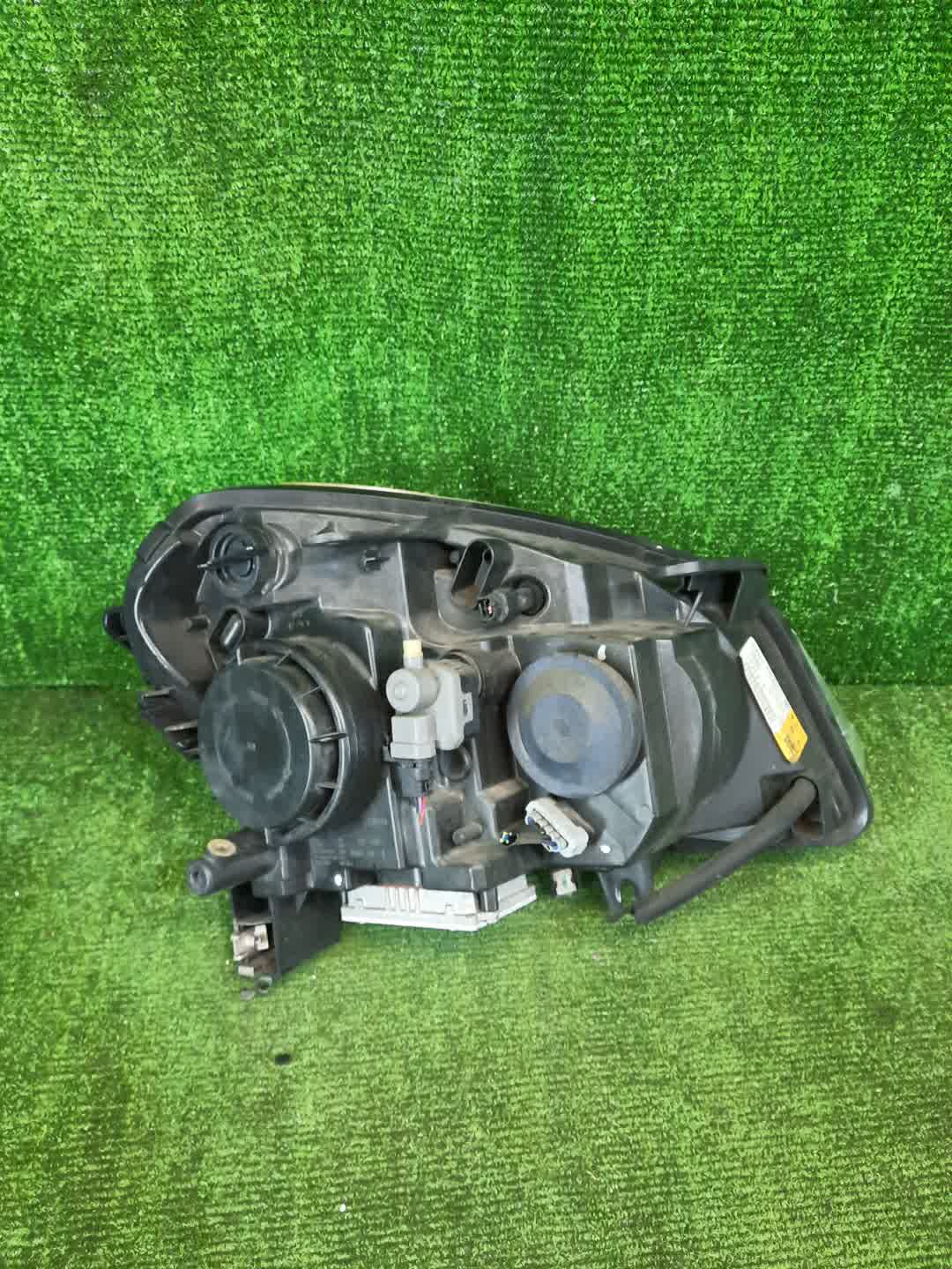 Фара левая передняя NISSAN DUALIS J10, KNJ10, KJ10, NJ10 2 ракурс