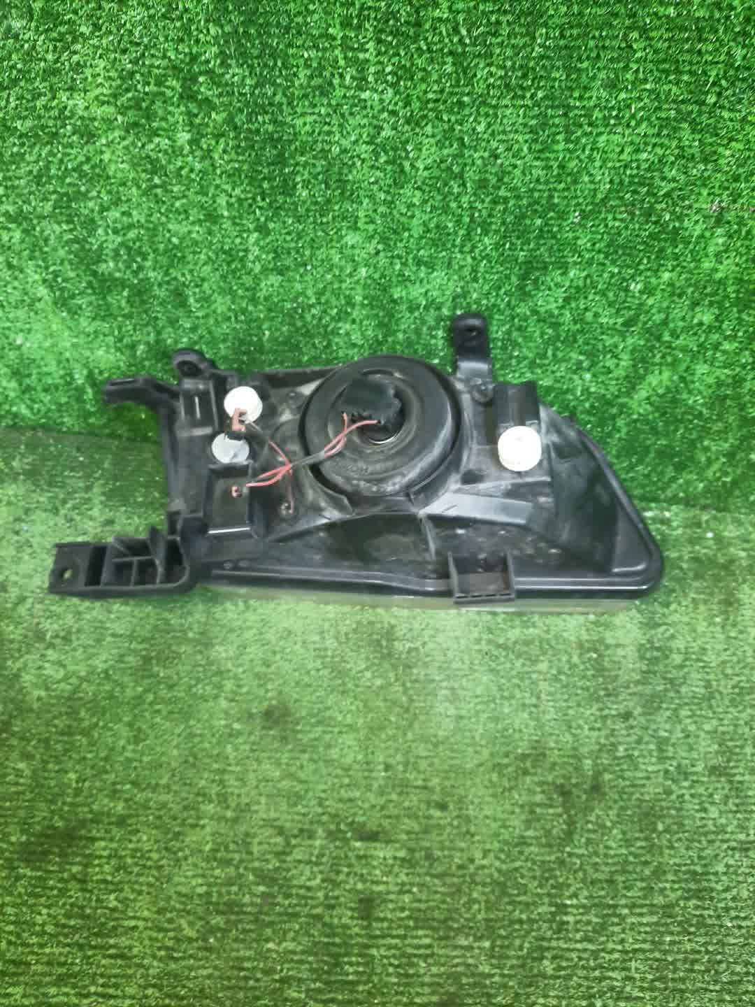 Фара левая передняя NISSAN SUNNY B15, FB15, FNB15, QB15, SB15 3 ракурс