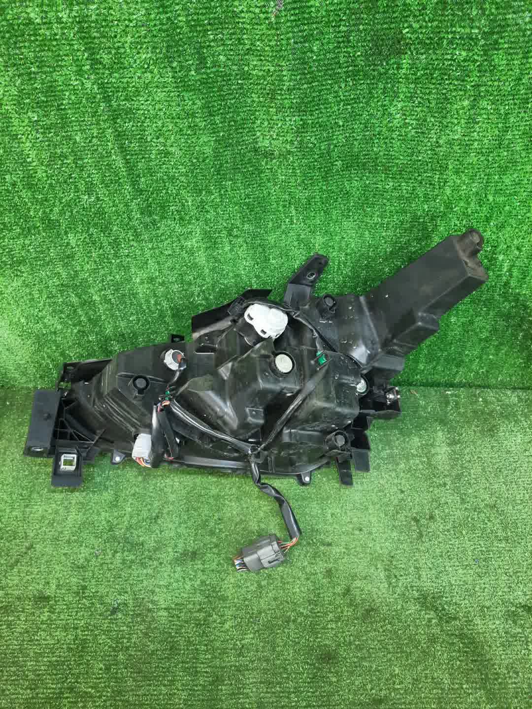 Фара правая передняя MAZDA CX-5 KF5P, KF2P, KFEP 4 ракурс