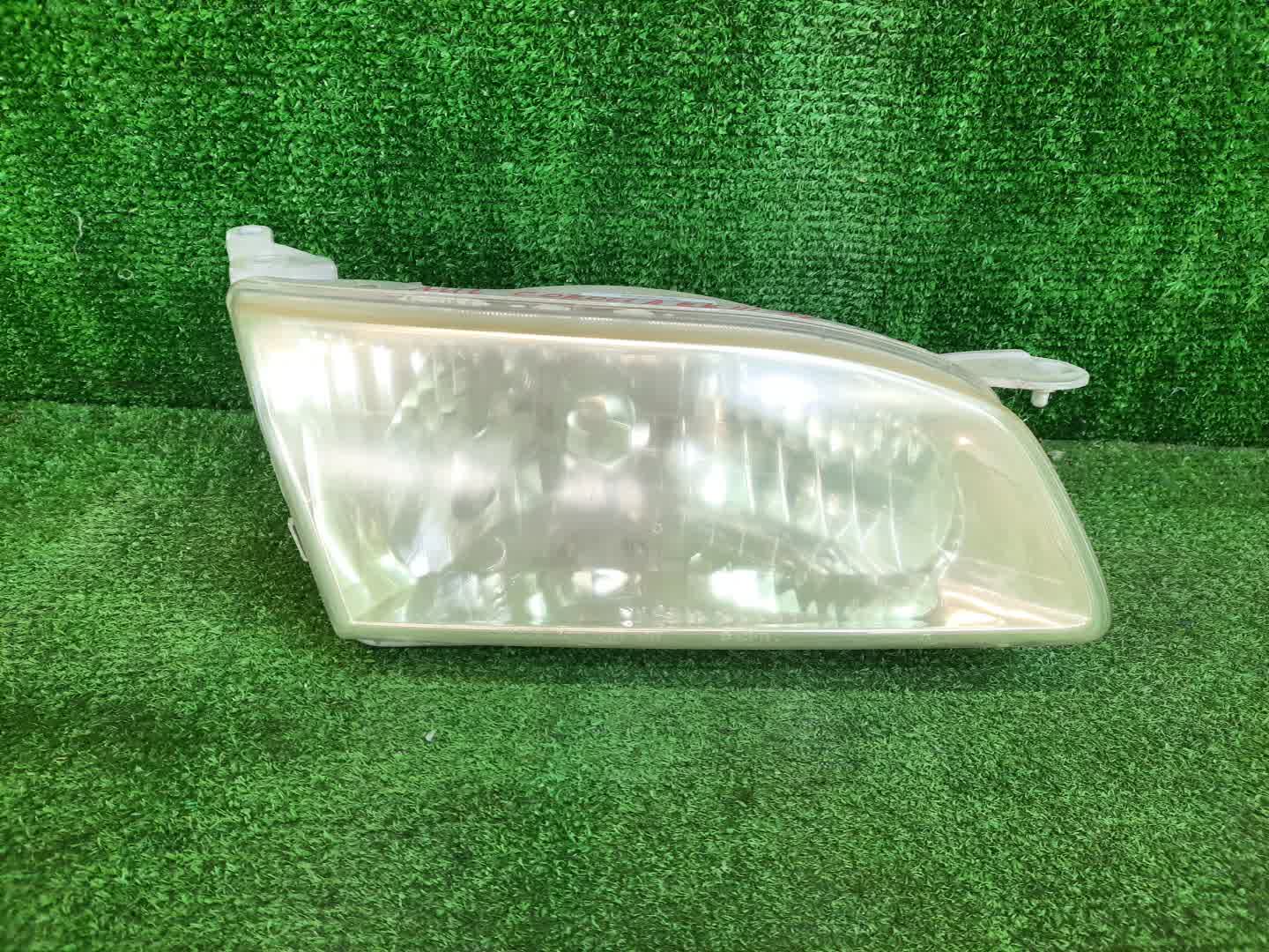 Фара правая передняя TOYOTA COROLLA AE111, AE114, AE110, EE111, CE110, CE114 1 ракурс
